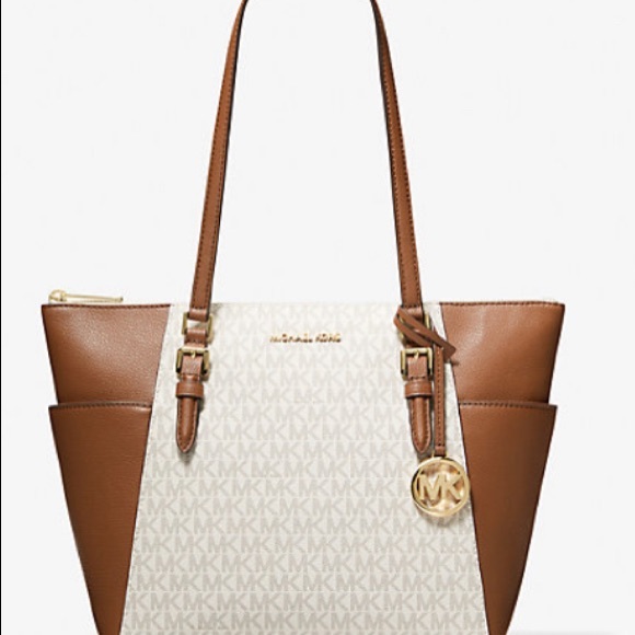 ❌SOLD❌ - Picture 2 of 9